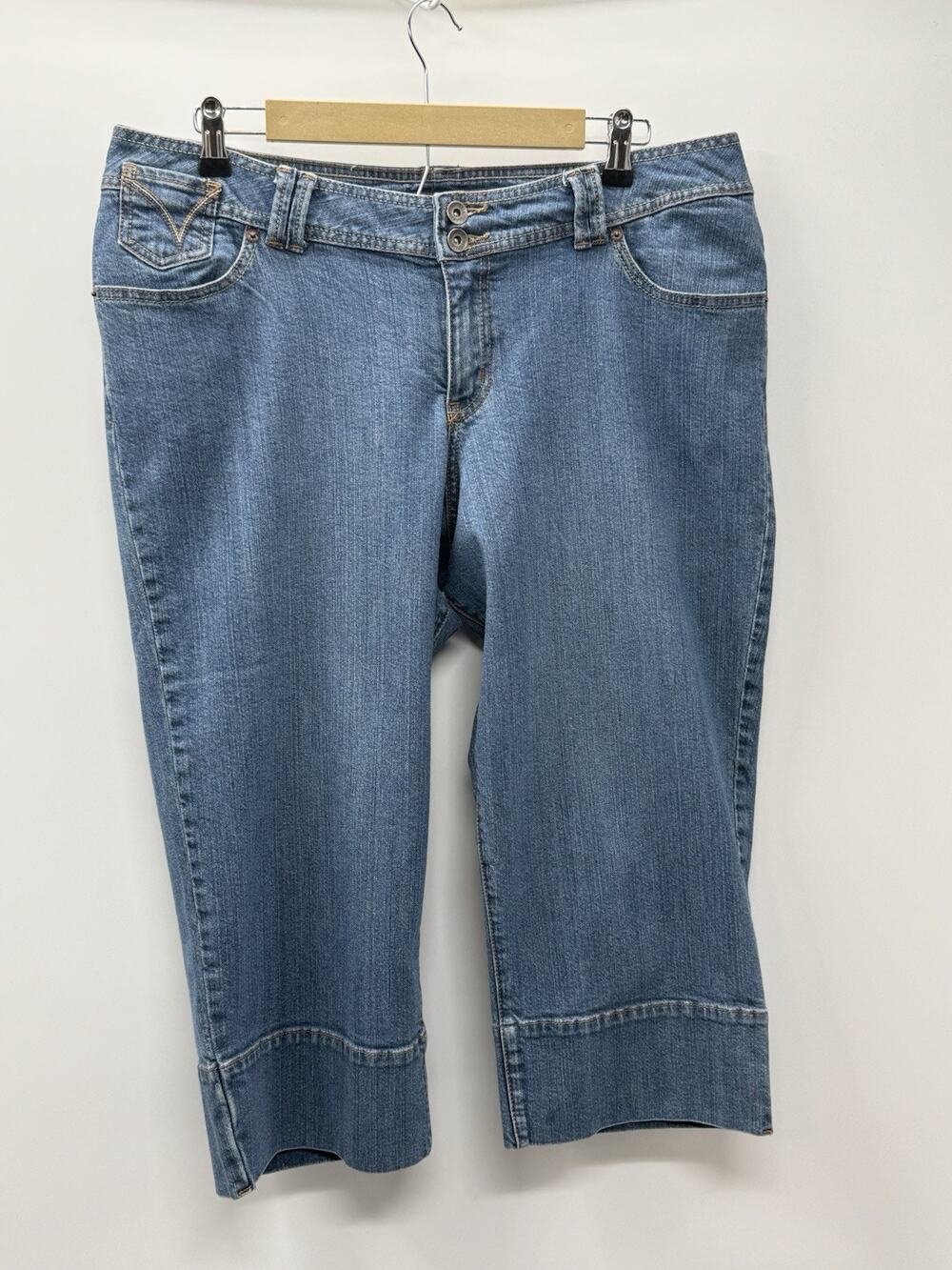Venezia Jeans Capri Cropped Denim Pants Size 3 Blue Stretch Cuffed Stretch
